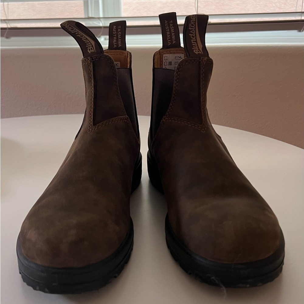 Women’s Blundstone boots